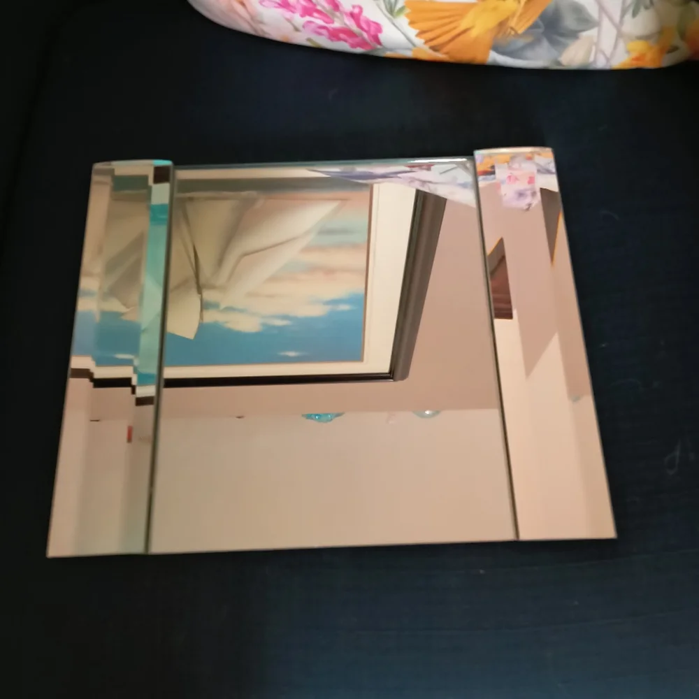 Beautiful Vanity Mirror w/ Bold sides. 12